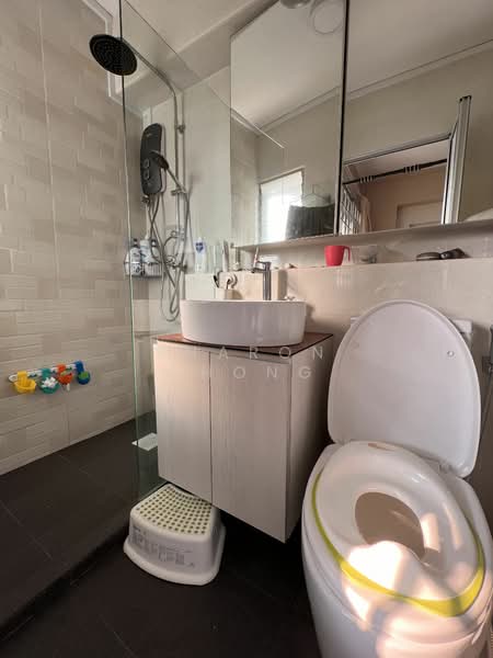 21 Queen's Close, 21 Queen's Close, 3 Bedrooms, 1,152 sqft, HDB Flat For Rent, by Sharon Chong, 24434026 - PropertyGuru.com.sg