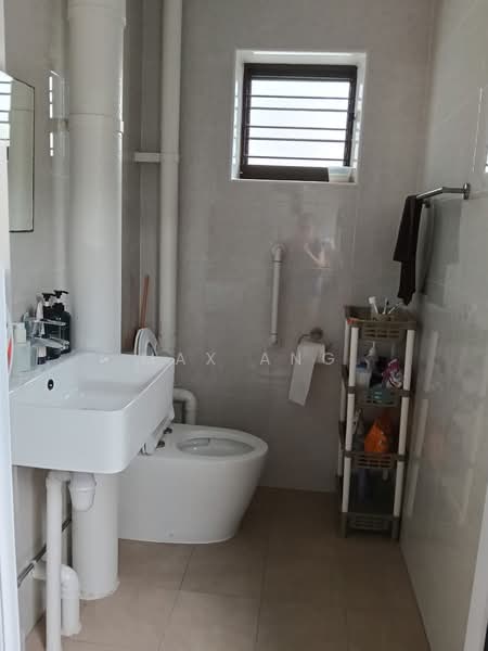 For Rent - 251 Bangkit Road