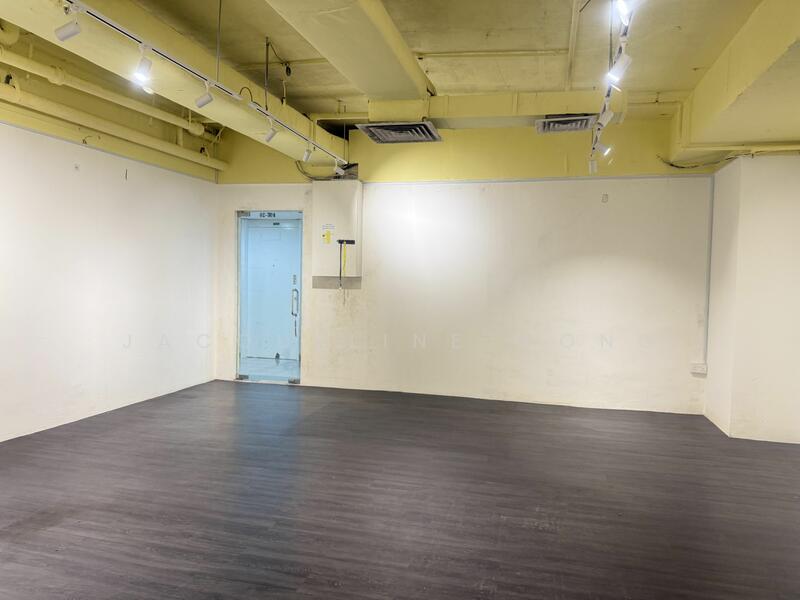 Orchard Towers, 400 Orchard Road, 1,650 sqft, Office For Rent, by Jacqueline Wong, 24437015 - CommercialGuru.com.sg