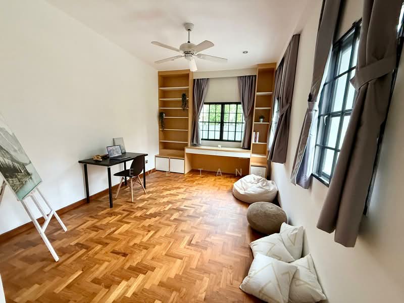Lornie Gardens, Lornie Walk, 5 Bedrooms, 3,239 sqft, Semi-Detached House For Rent, by Eve Tang, 24437366 - PropertyGuru.com.sg