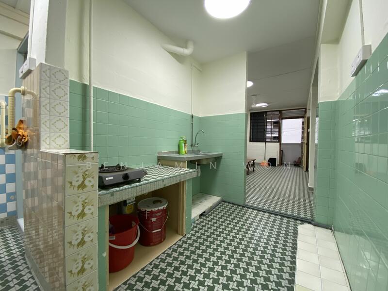 For Rent - 60 Circuit Road