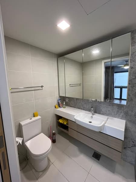 The Lakefront Residences, 46 Lakeside Drive, 2 Bedrooms, 721 sqft, Condominium For Rent, by Stewart Ang, 24437965 - PropertyGuru.com.sg