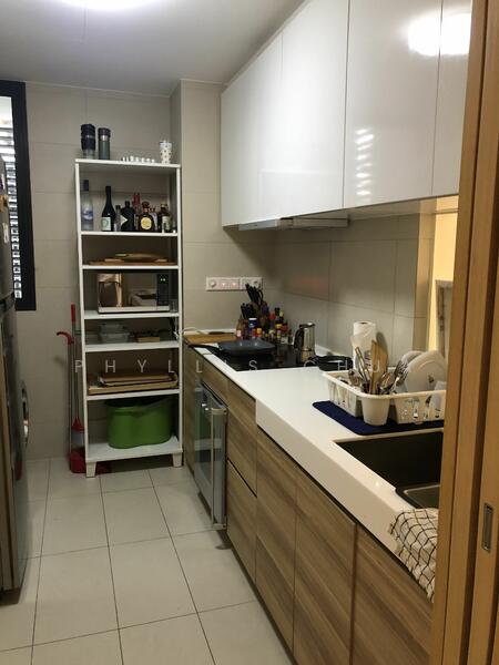 Enclosed functional kitchen