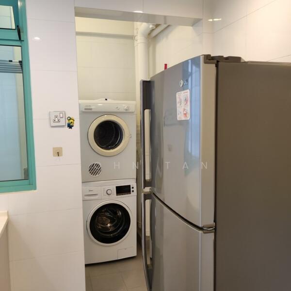 Ballota Park Condo, 156 Mariam Way, 2 Bedrooms, 990 sqft, Condominium For Sale, by John Tan, 24438522 - PropertyGuru.com.sg