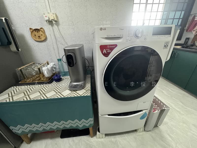 452 Jurong West Street 42, 452 Jurong West Street 42, Room Rental, 1,431 sqft, HDB Flat For Rent, by Adrian Lee 李俊汶, 24438703 - PropertyGuru.com.sg