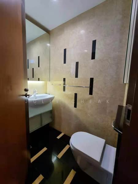 Robertson 100, 100 Robertson Quay, 2 Bedrooms, 936 sqft, Apartment For Rent, by Julie Cheak, 24438838 - PropertyGuru.com.sg