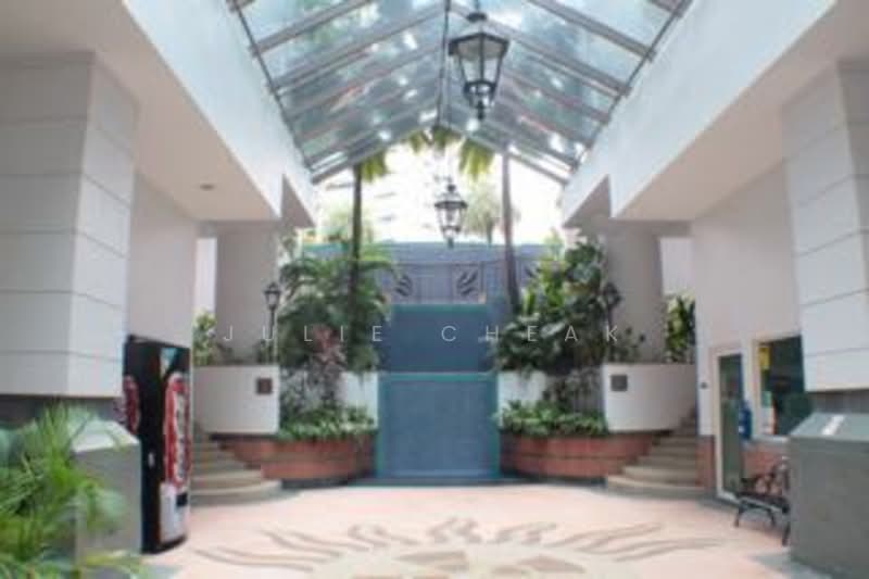 Robertson 100, 100 Robertson Quay, 2 Bedrooms, 936 sqft, Apartment For Rent, by Julie Cheak, 24438838 - PropertyGuru.com.sg