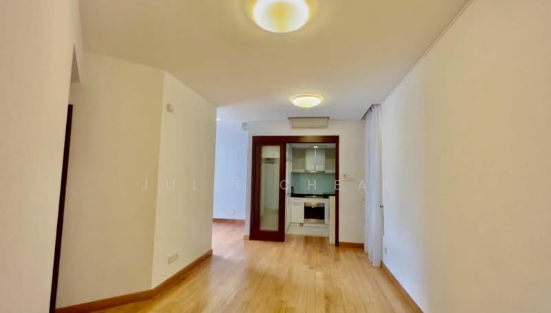 Robertson 100, 100 Robertson Quay, 2 Bedrooms, 936 sqft, Apartment For Rent, by Julie Cheak, 24438838 - PropertyGuru.com.sg
