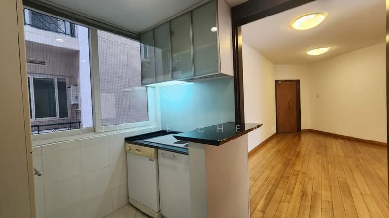 Robertson 100, 100 Robertson Quay, Orchard / River Valley, 2 Bedrooms, 936 sqft, Apartment For Rent, by Julie Cheak, 24438838 - PropertyGuru.com.sg