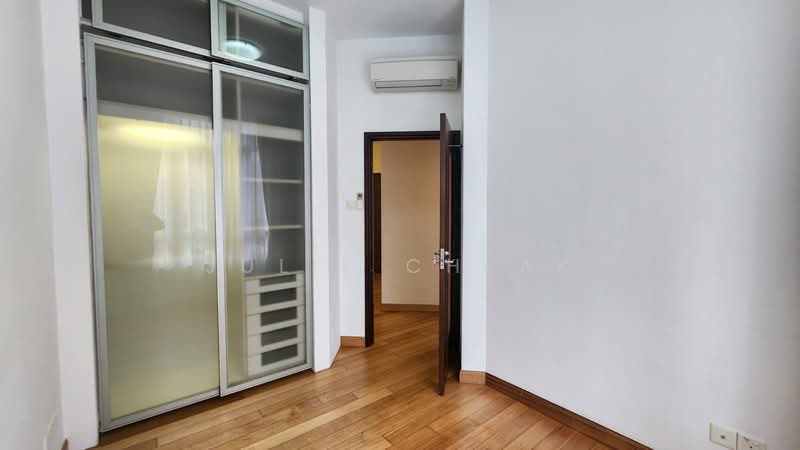 Robertson 100, 100 Robertson Quay, Orchard / River Valley, 2 Bedrooms, 936 sqft, Apartment For Rent, by Julie Cheak, 24438838 - PropertyGuru.com.sg