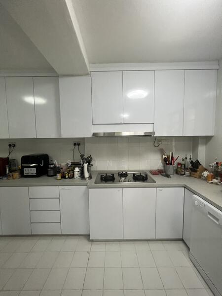 Detached house at Holland Village / Oei Tiong Ham Park, Tanglin / Holland / Bukit Timah, 6 Bedrooms, 6,000 sqft, Detached House For Rent, by Jasmine Lau, 24439784 - PropertyGuru.com.sg