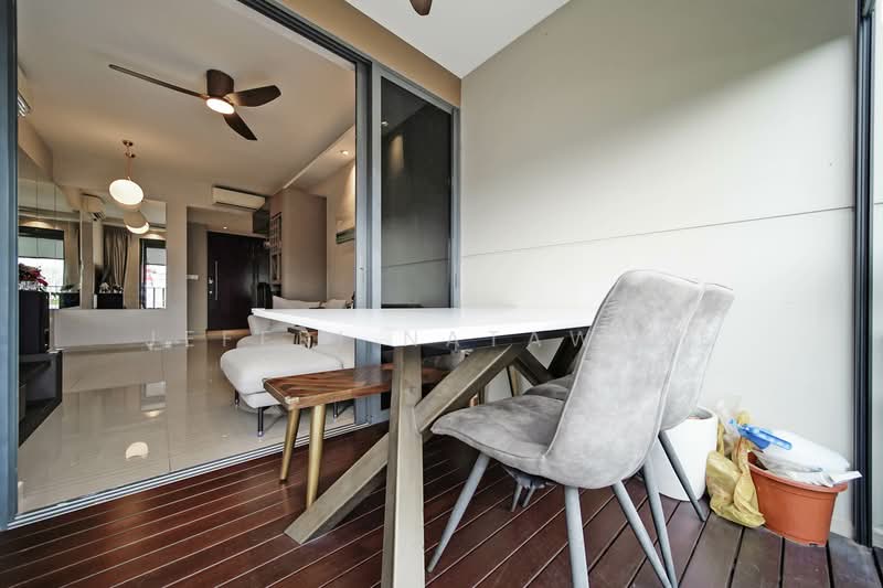 The Brownstone, 164 Canberra Drive, 3 Bedrooms, 915 sqft, Executive Condominium For Rent, by Jeffri Natawate, 24439822 - PropertyGuru.com.sg