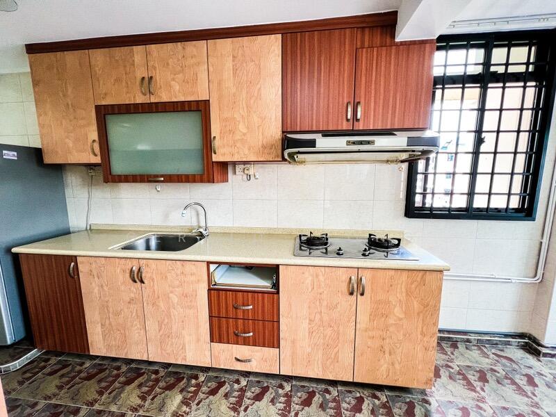 For Rent - 97 Commonwealth Crescent