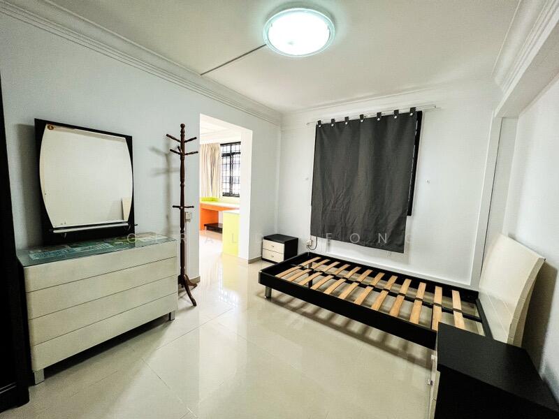 For Rent - 97 Commonwealth Crescent