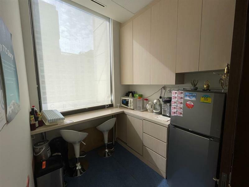 Parkview Square, 600 North Bridge Road, 1,934 sqft, Office For Rent, by NICOLE LOH WEI TING, 24439958 - CommercialGuru.com.sg