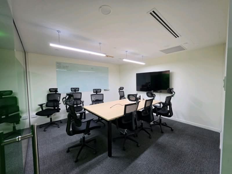 UE bizhub West, 450 Alexandra Road, 2,412 sqft, Office For Rent, by Mark Ng S W, 24440103 - CommercialGuru.com.sg