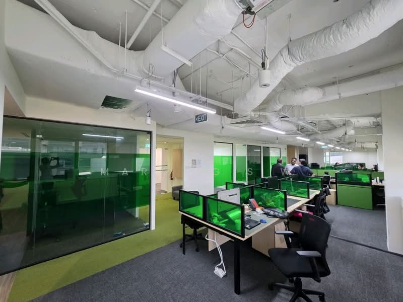UE bizhub West, 450 Alexandra Road, 2,412 sqft, Office For Rent, by Mark Ng S W, 24440103 - CommercialGuru.com.sg