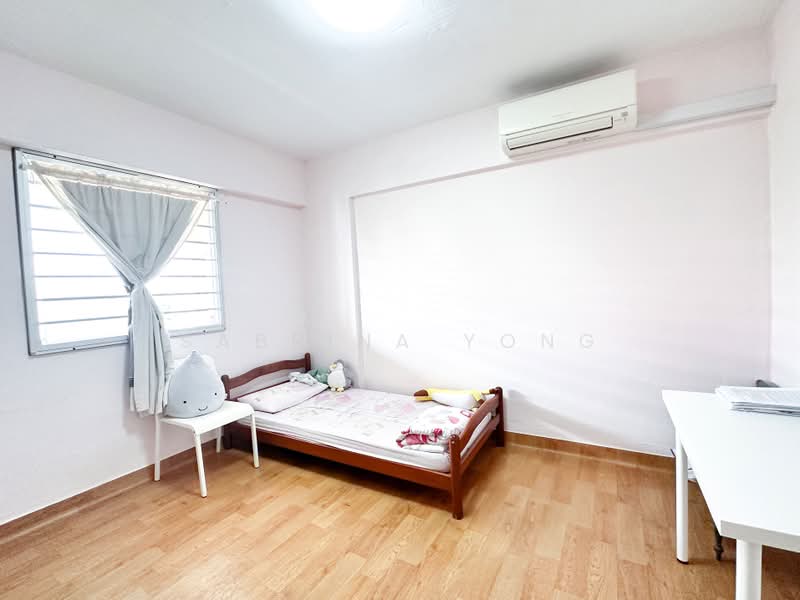 602 Ang Mo Kio Avenue 5, 602 Ang Mo Kio Avenue 5, 2 Bedrooms, 721 sqft, HDB Flat For Rent, by Sabrina Yong, 24441703 - PropertyGuru.com.sg