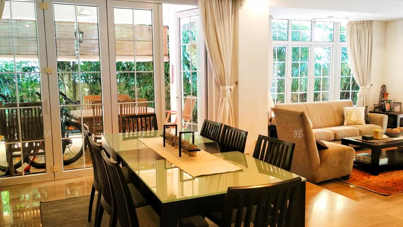 Bukit Timah 5-bedroom Semi-detached house, Vanda Drive, 7 Bedrooms, 3,600 sqft, Semi-Detached House For Rent, by Markus Tay KP 郑锦彬, 24442045 - Split level dining area - PropertyGuru.com.sg