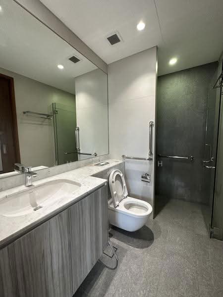 Greenleaf Drive, Greenleaf Drive, 4 Bedrooms, 3,800 sqft, Semi-Detached House For Rent, by Julia Goh, 24442232 - PropertyGuru.com.sg