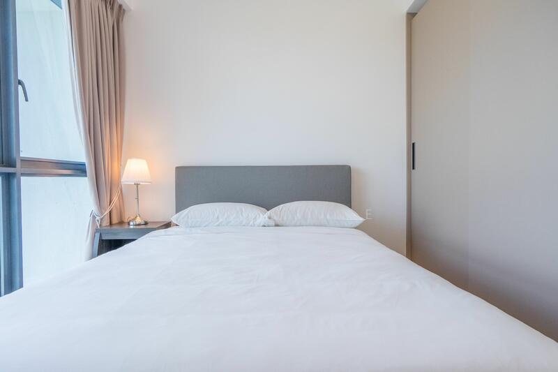 J Gateway, 2 Gateway Drive, 3 Bedrooms, 969 sqft, Condominium For Rent, by Edwin Lee, 24442401 - PropertyGuru.com.sg