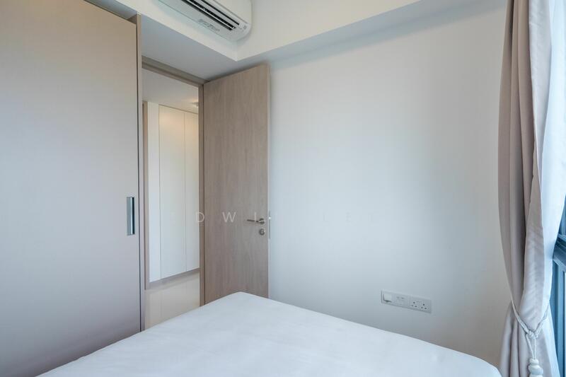 J Gateway, 2 Gateway Drive, 3 Bedrooms, 969 sqft, Condominium For Rent, by Edwin Lee, 24442401 - PropertyGuru.com.sg