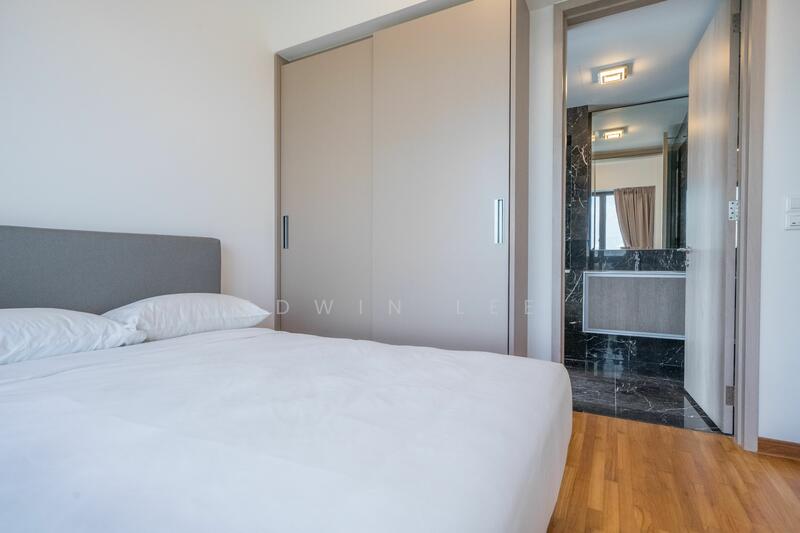 J Gateway, 2 Gateway Drive, 3 Bedrooms, 969 sqft, Condominium For Rent, by Edwin Lee, 24442401 - PropertyGuru.com.sg