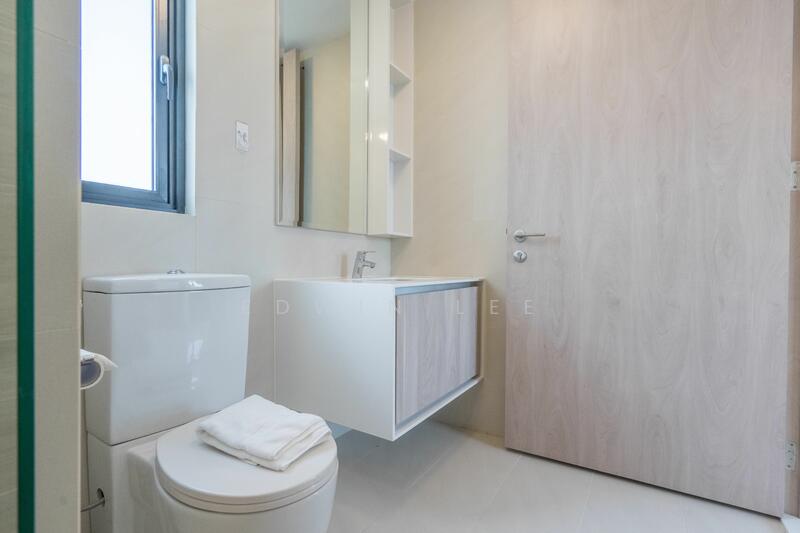 J Gateway, 2 Gateway Drive, 3 Bedrooms, 969 sqft, Condominium For Rent, by Edwin Lee, 24442401 - PropertyGuru.com.sg