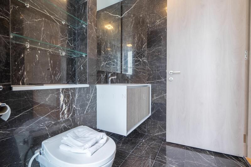 J Gateway, 2 Gateway Drive, 3 Bedrooms, 969 sqft, Condominium For Rent, by Edwin Lee, 24442401 - PropertyGuru.com.sg