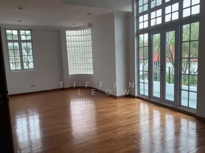 For Sale - *** BEST BUY!!! 2.5 STY THOMSON SEMI-D- 1KM TO AITONG PRI