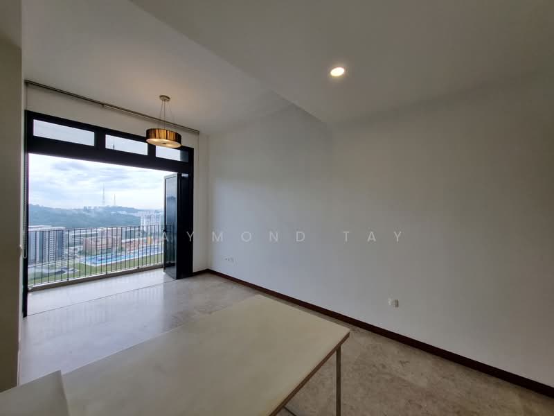 Minutes' Away from Hillview MRT Station & Bukit Panjang Hawker Centre, , 2 Bedrooms, 731 sqft, Condominium For Rent, by Raymond Tay, 24443495 - PropertyGuru.com.sg