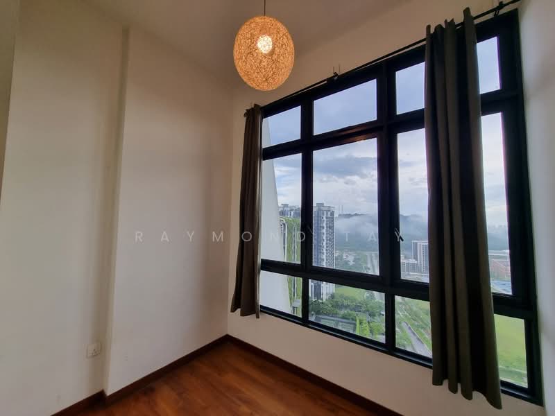 Minutes' Away from Hillview MRT Station & Bukit Panjang Hawker Centre, , 2 Bedrooms, 731 sqft, Condominium For Rent, by Raymond Tay, 24443495 - PropertyGuru.com.sg