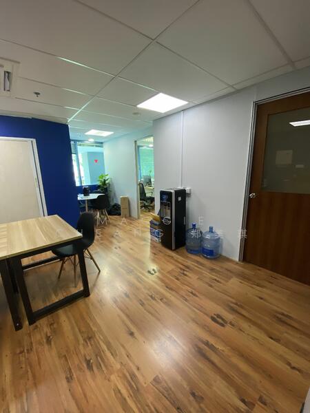 Grandlink Square, 511 Guillemard Road, 484 sqft, Mall Shop For Sale, by Maggie Cheang 郑美琪, 24443635 - CommercialGuru.com.sg