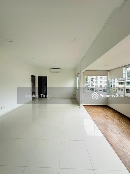 Photo taken when unit is bare. Note: Current condition has extra rooms in living area.