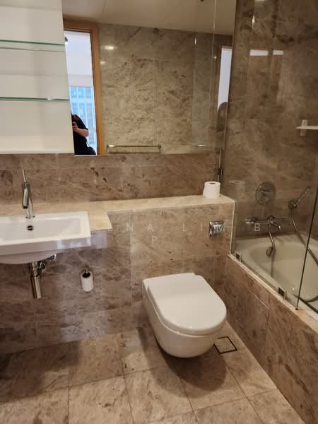 One Shenton, 1 Shenton Way, 3 Bedrooms, 1,604 sqft, Condominium For Rent, by Sheena Lim B P, 24445023 - PropertyGuru.com.sg