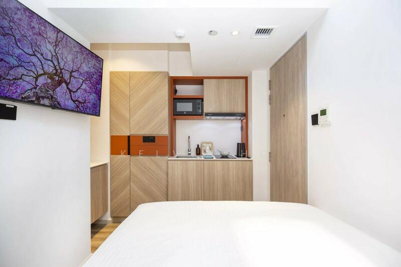 Standard Queen Studio