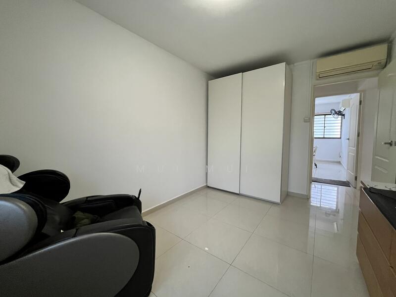 324 Clementi Avenue 5, 324 Clementi Avenue 5, 3 Bedrooms, 1,000 sqft, HDB Flat For Rent, by Mui Mui, 24446034 - Bedroom 2 - PropertyGuru.com.sg