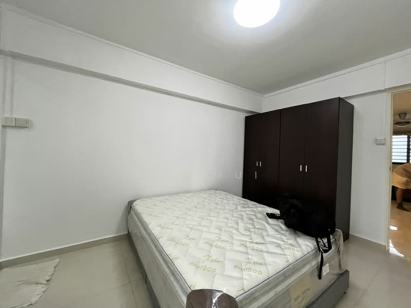 324 Clementi Avenue 5, 324 Clementi Avenue 5, 3 Bedrooms, 1,000 sqft, HDB Flat For Rent, by Mui Mui, 24446034 - Queen bed in all bedrooms - PropertyGuru.com.sg