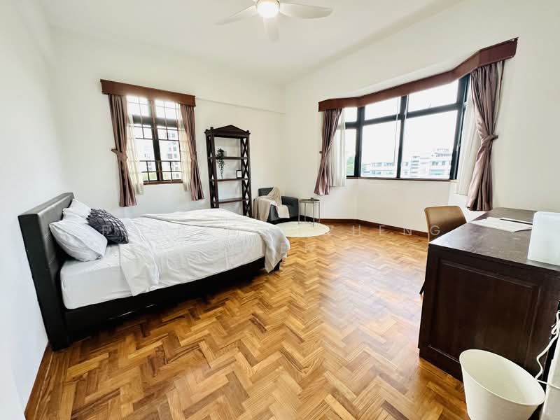 Casa Esperanza, 995 Bukit Timah Road, 3 Bedrooms, 1,893 sqft, Condominium For Rent, by Florence Zheng Zhen, 24447593 - Master bedroom - PropertyGuru.com.sg