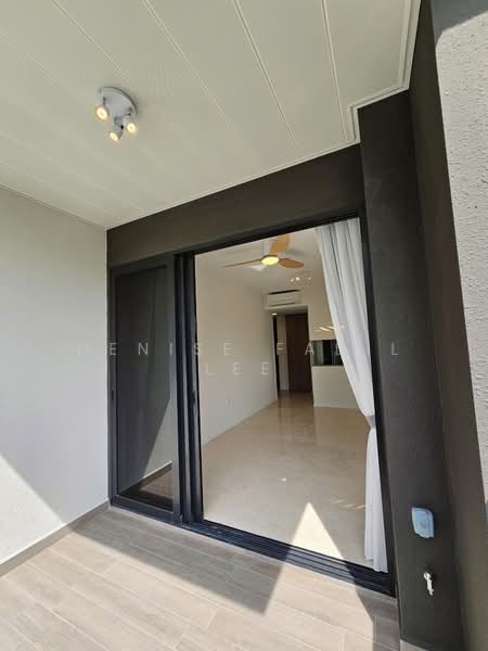 Avenue South Residence, 11 Silat Avenue, 2 Bedrooms, 732 sqft, Condominium For Rent, by Denise Fadil Lee, 24449569 - Good size balcony with greenery view. - PropertyGuru.com.sg