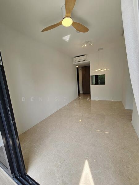 Avenue South Residence, 11 Silat Avenue, 2 Bedrooms, 732 sqft, Condominium For Rent, by Denise Fadil Lee, 24449569 - Bright, Breezy & Spacious Living Room with Ceiling Fan Light & Beautiful Dining Light. - PropertyGuru.com.sg