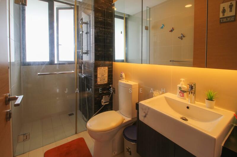 Hedges Park Condominium, 83 Flora Drive, 4 Bedrooms, 1,345 sqft, Condominium For Rent, by James Seah, 24451263 - PropertyGuru.com.sg