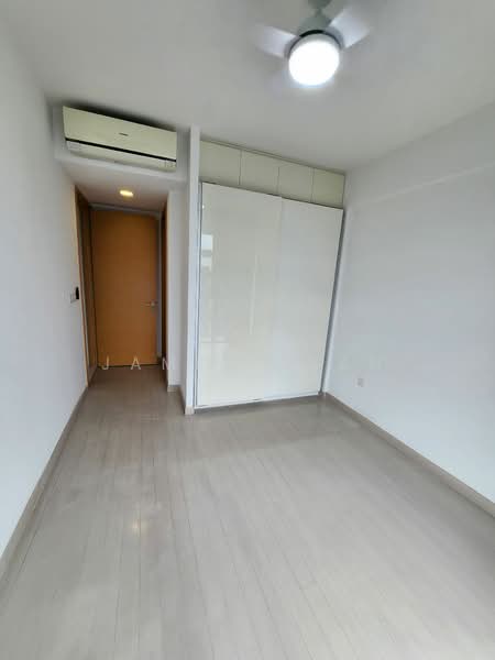 Hedges Park Condominium, 83 Flora Drive, 4 Bedrooms, 1,345 sqft, Condominium For Rent, by James Seah, 24451263 - PropertyGuru.com.sg
