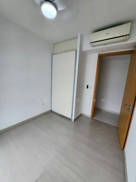 Hedges Park Condominium, 83 Flora Drive, 4 Bedrooms, 1,345 sqft, Condominium For Rent, by James Seah, 24451263 - PropertyGuru.com.sg