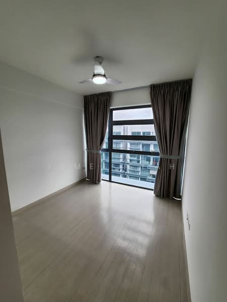 Hedges Park Condominium, 83 Flora Drive, 4 Bedrooms, 1,345 sqft, Condominium For Rent, by James Seah, 24451263 - PropertyGuru.com.sg