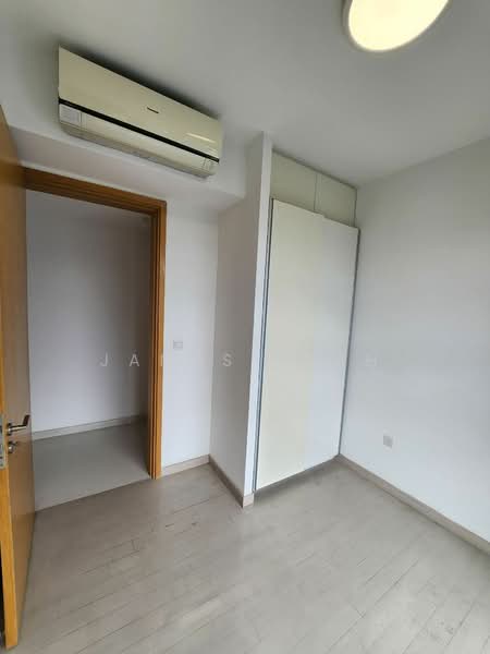 Hedges Park Condominium, 83 Flora Drive, 4 Bedrooms, 1,345 sqft, Condominium For Rent, by James Seah, 24451263 - PropertyGuru.com.sg