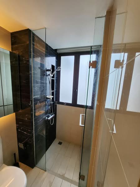 Hedges Park Condominium, 83 Flora Drive, 4 Bedrooms, 1,345 sqft, Condominium For Rent, by James Seah, 24451263 - PropertyGuru.com.sg