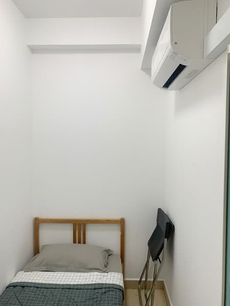 City Square Residences, 12 Kitchener Link, Room Rental, 100 sqft, Condominium For Rent, by Bespoke Habitat Pte Ltd, 24451354 - 02-18 ECON5 - PropertyGuru.com.sg