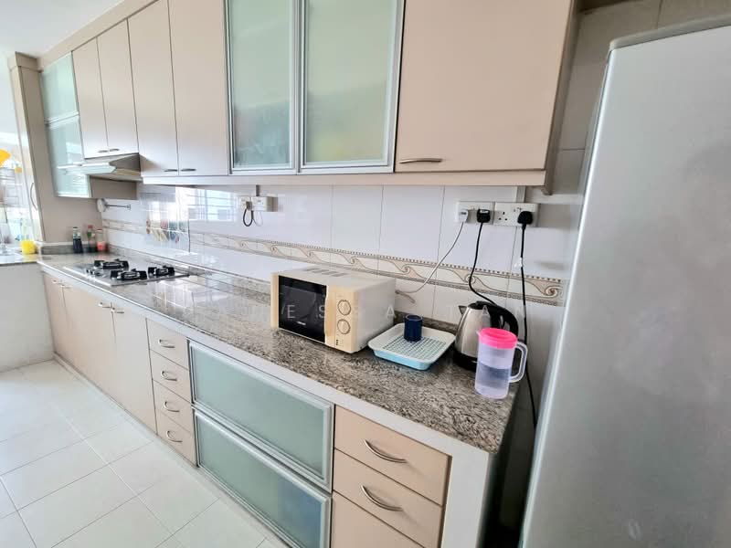 337 Bukit Batok Street 34, 337 Bukit Batok Street 34, Room Rental, 150 sqft, HDB Flat For Rent, by Vanessa Tan, 24452682 - PropertyGuru.com.sg
