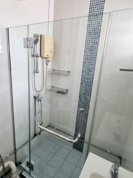 337 Bukit Batok Street 34, 337 Bukit Batok Street 34, Room Rental, 150 sqft, HDB Flat For Rent, by Vanessa Tan, 24452682 - PropertyGuru.com.sg